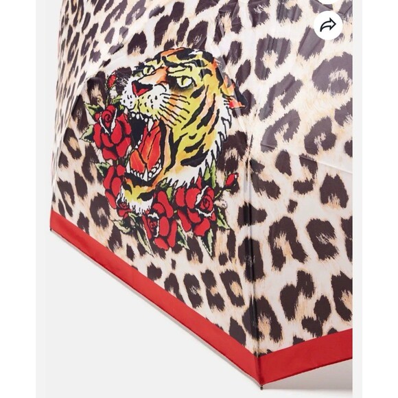 Ed Hardy Leopard Umbrella - Picture 5 of 6